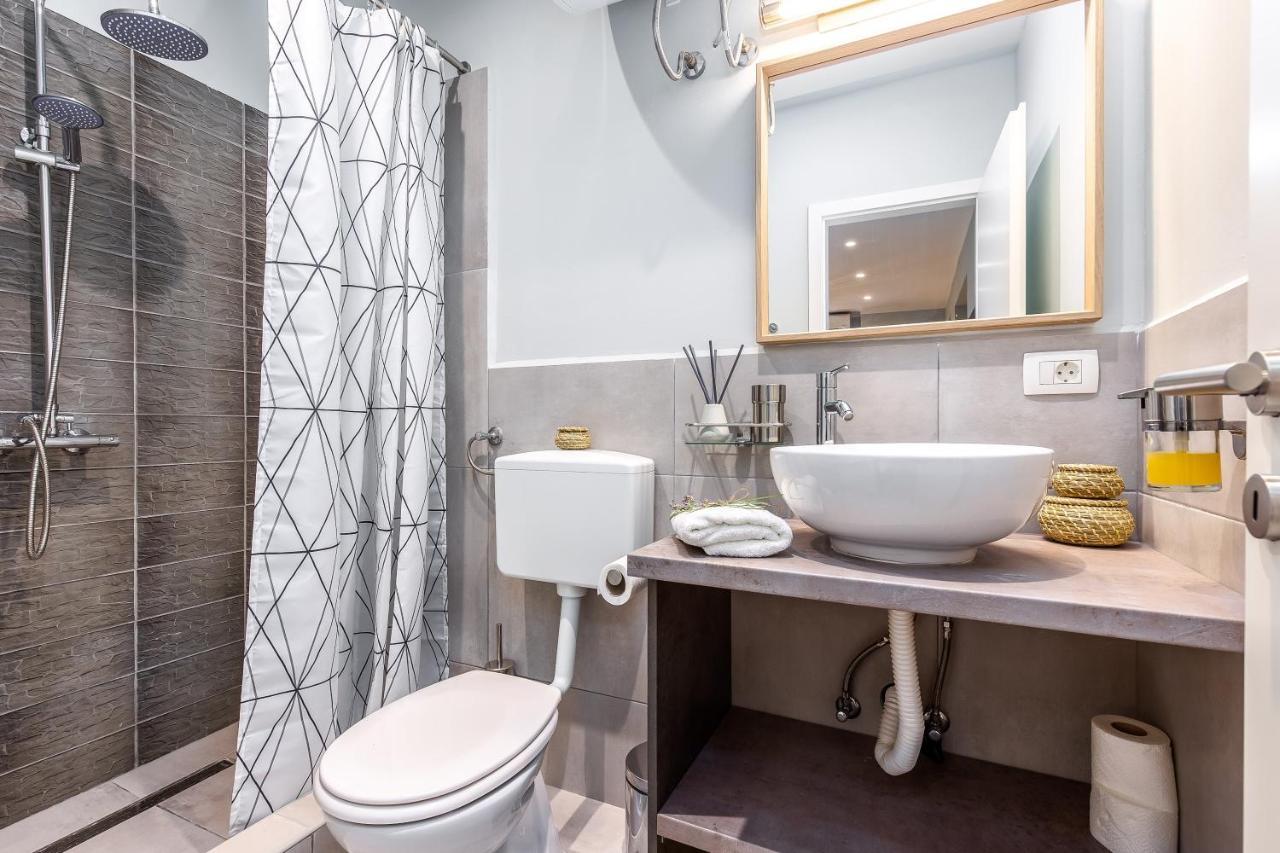 Adria Square Studios Rijeka Ngoại thất bức ảnh